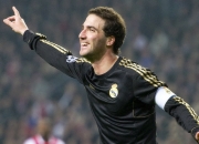 熊猫直播tv-跨界传奇，太阳稳胜灰熊之夜，克莱于欧冠决赛接管比赛的隐喻