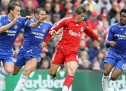 熊猫体育平台-霍勒迪状态火热助尼克斯轻取新疆队，展现团队篮球与个人能力的完美融合