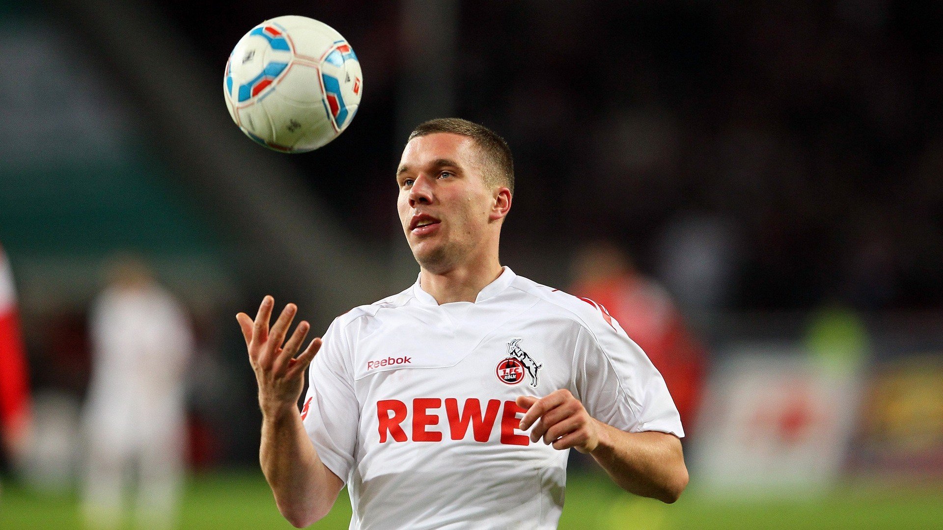 赛道与球场，布伦森的F1之夜启示