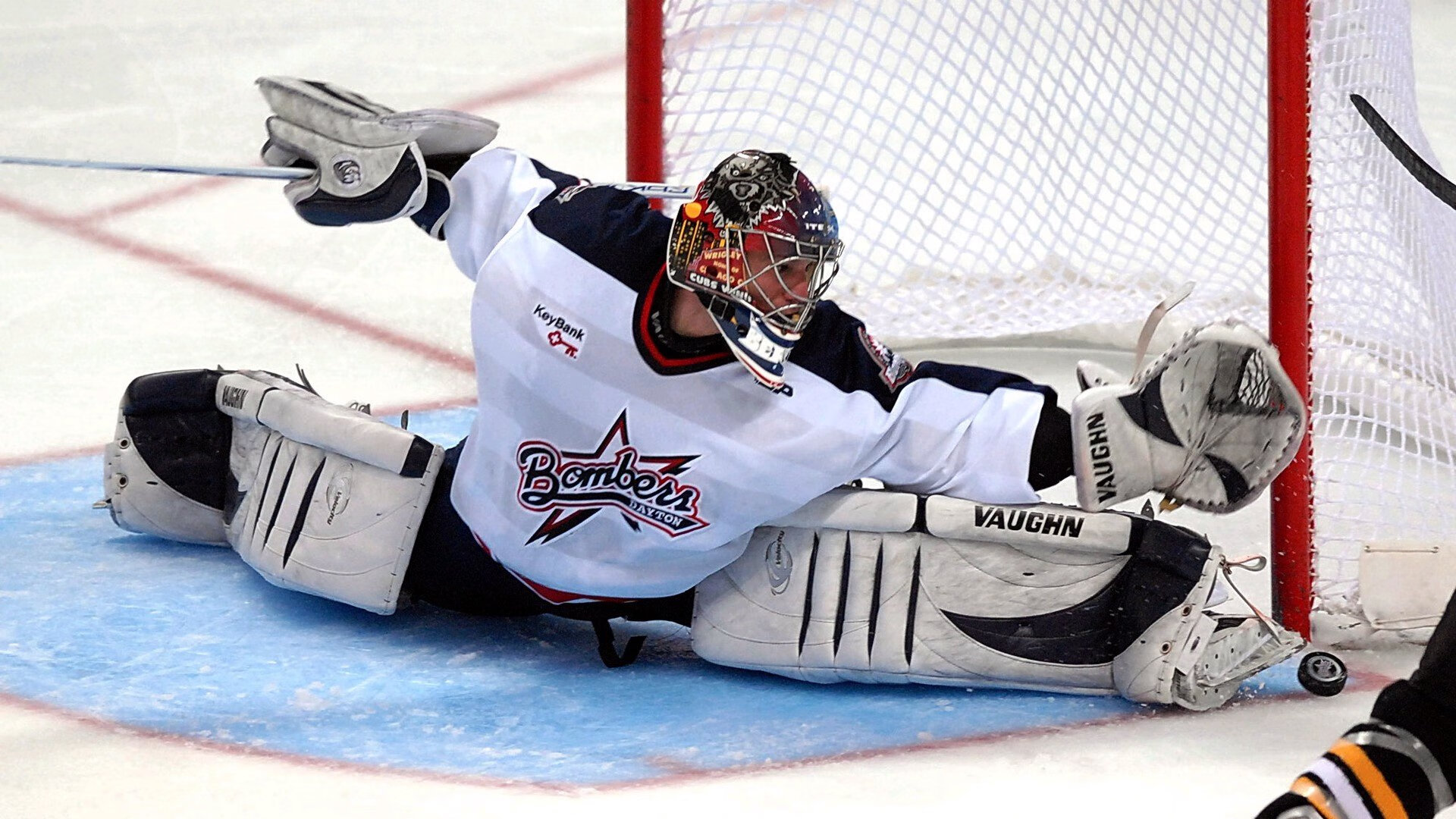 哈斯车队横扫红牛二队，皮亚斯特里扛起全队，一场新星的崛起与团队的胜利