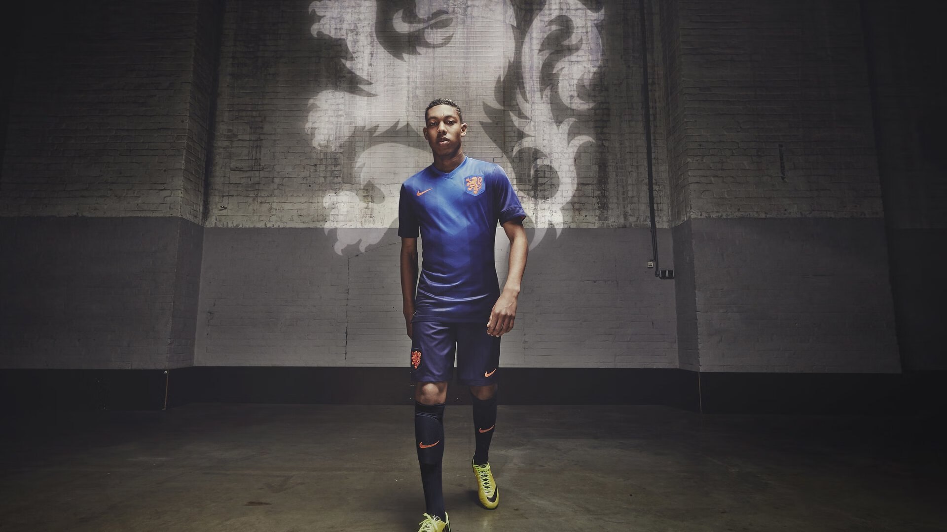 哈斯车队横扫红牛二队，皮亚斯特里扛起全队，一场新星的崛起与团队的胜利